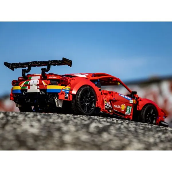 Technic 42125 Ferrari 488 GTE AF Corse #51 (Фото 8)